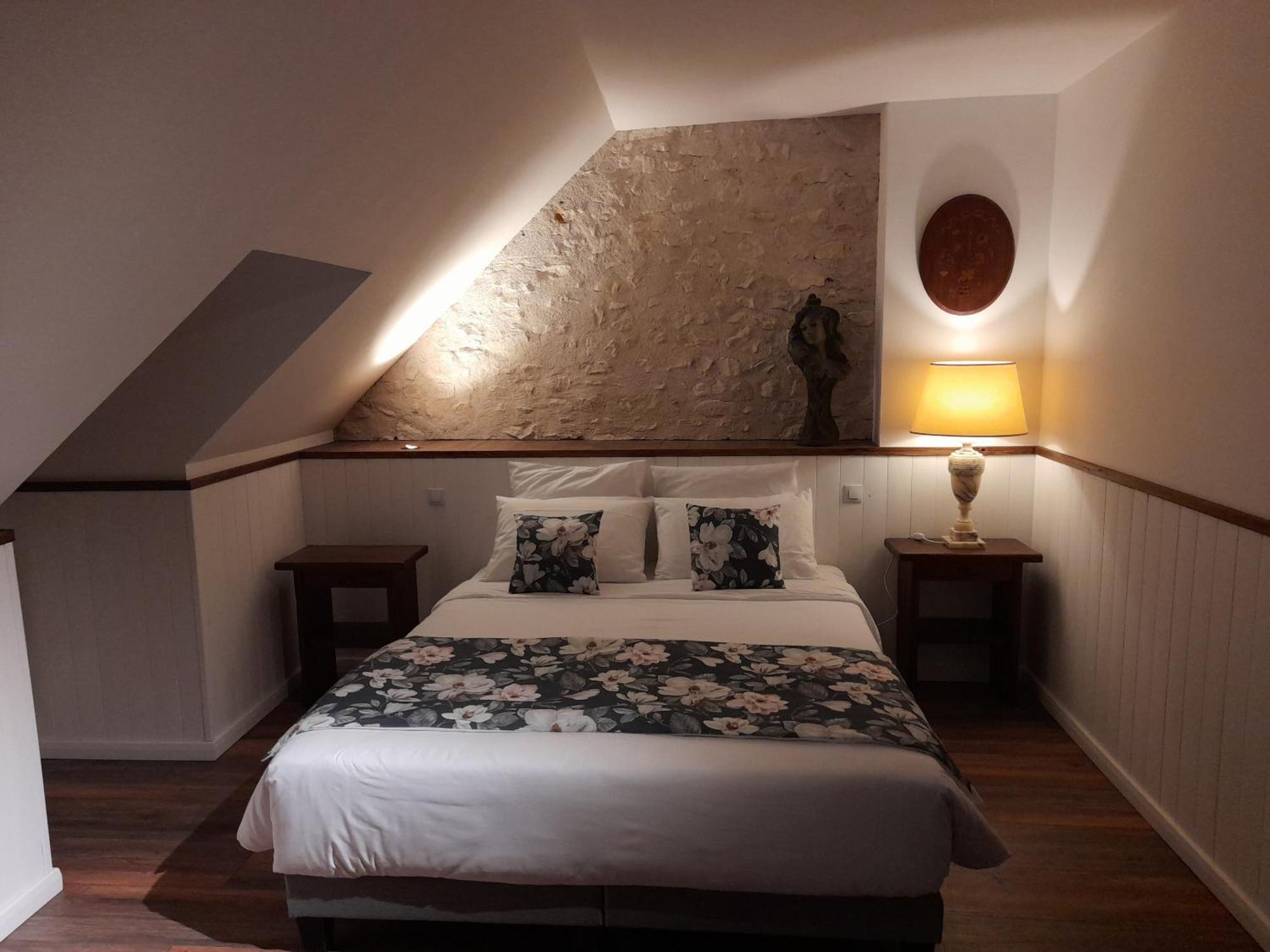 Bed and breakfast Aux Sources de Ouanne Chambre photo