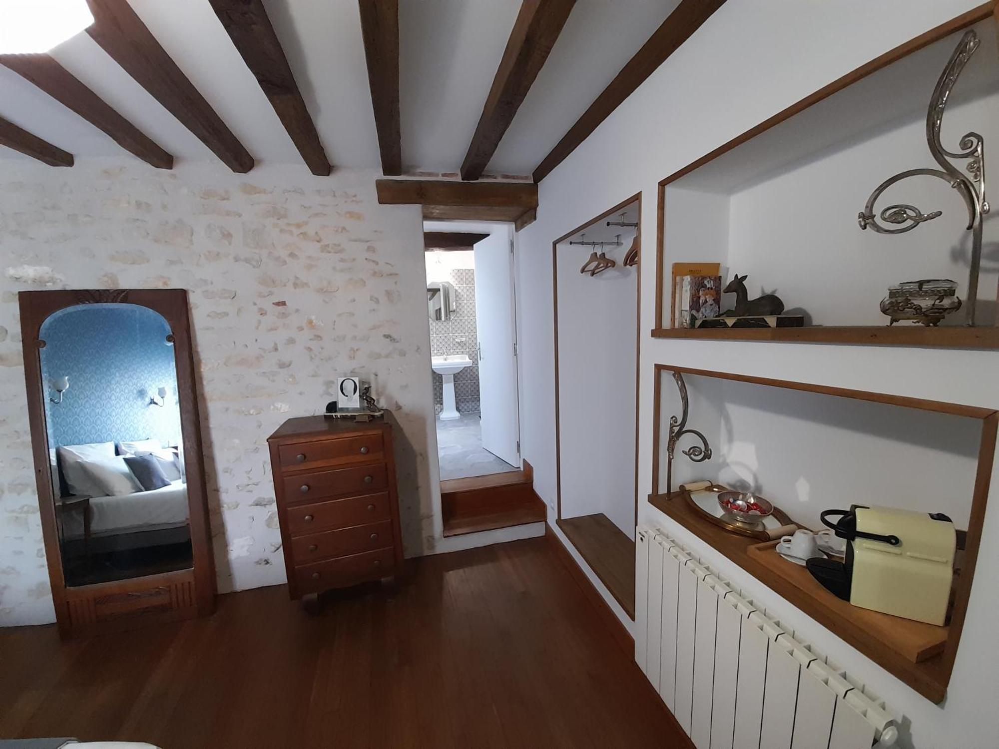 Bed and breakfast Aux Sources de Ouanne Chambre photo